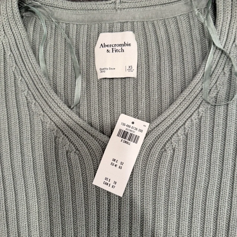 NEW Abercrombie And Fitch Oversized Cropped Ribbed‎ Sweater XS Sage Green